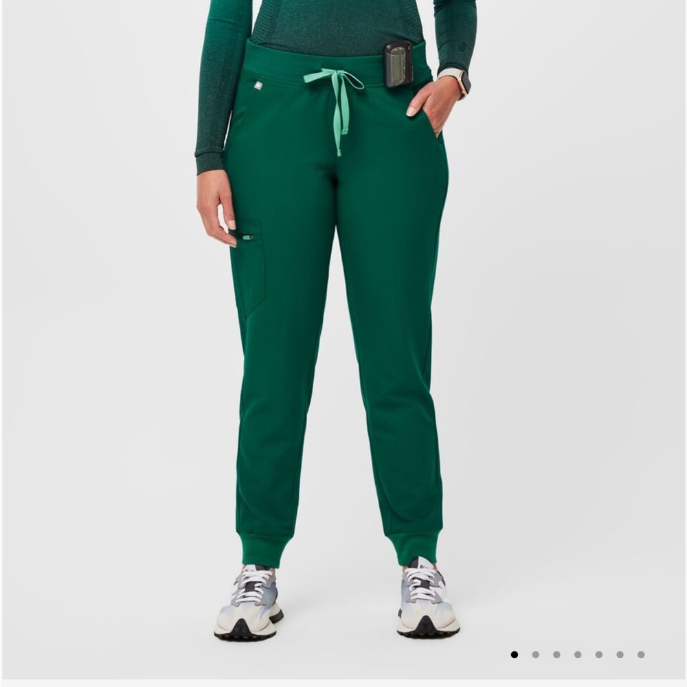 Zamora Jogger Scrub Pants-Hunter Green